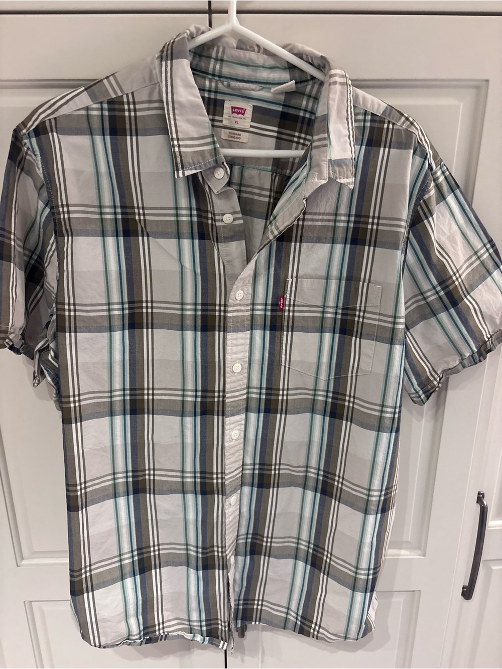 Levi's Men's Short-Sleeve Plaid Button-Up Shirt - Gray/Blue xl
